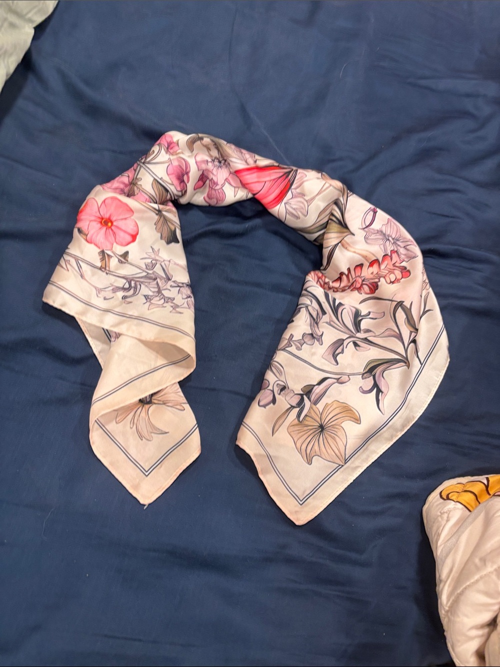 Floral Silk-Feel Pink Ladies Scarf - Elegant Neck Accessory